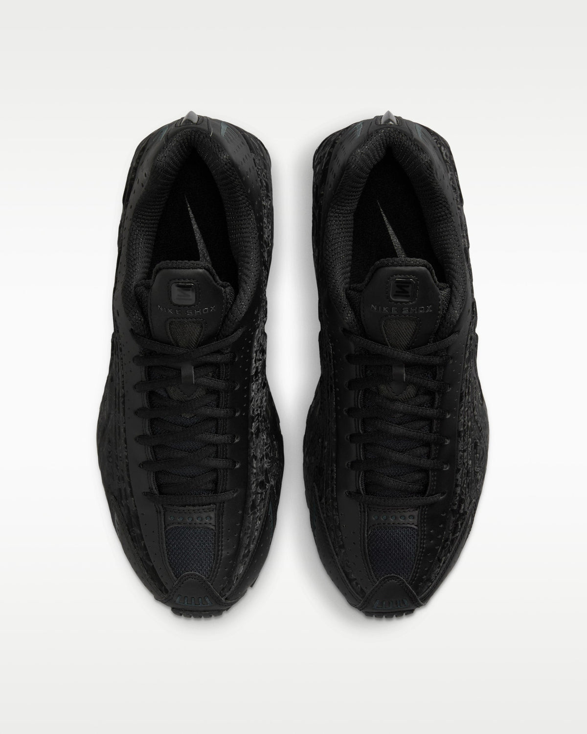 Nike Shox R4 “Black DK Smoke Grey”