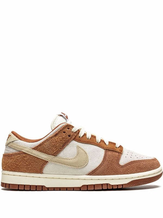 Nike Dunk Low PRM 'Medium Curry' sneakers