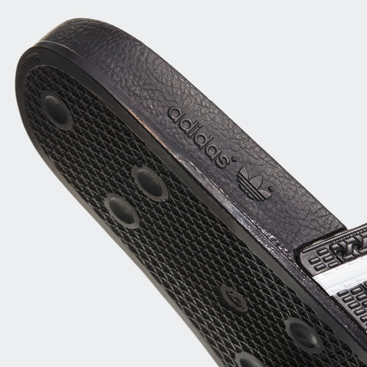 ADILETTE SLIDES “Core Black”