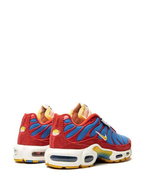 
                      
                        Nike Air Max Plus SE "Air Max Running Club
                      
                    