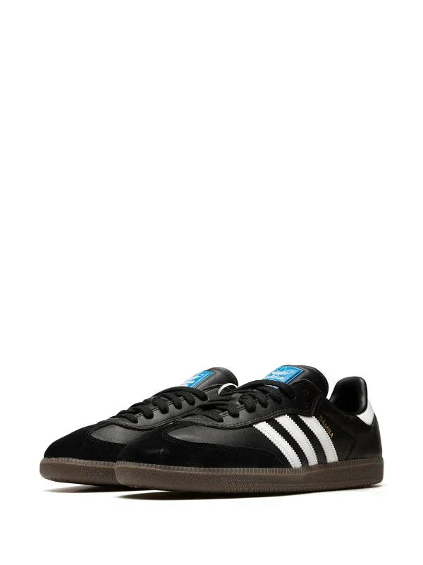 
                      
                        Adidas sambas
                      
                    