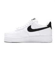 AIR FORCE 1 '07 ESSENTIAL-B/W