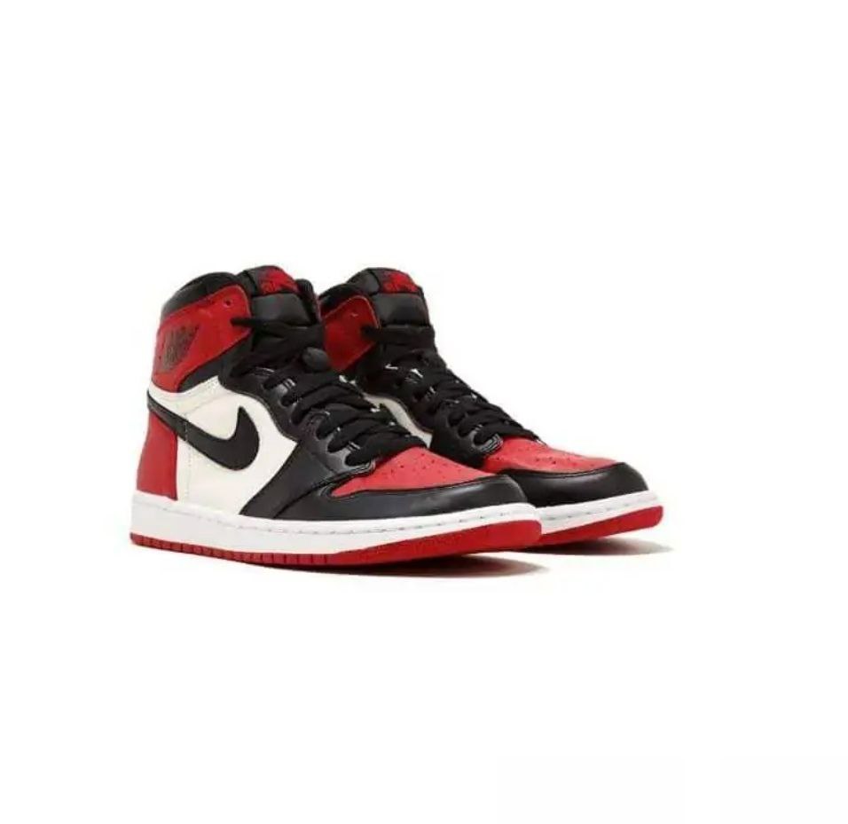 Air Jordan 1 Retro High "Bred Toe"